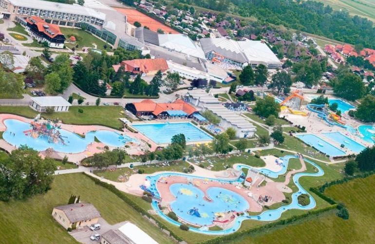 Aparthotel Aparthouse Alfa1 Catez ob Savi Exterior foto