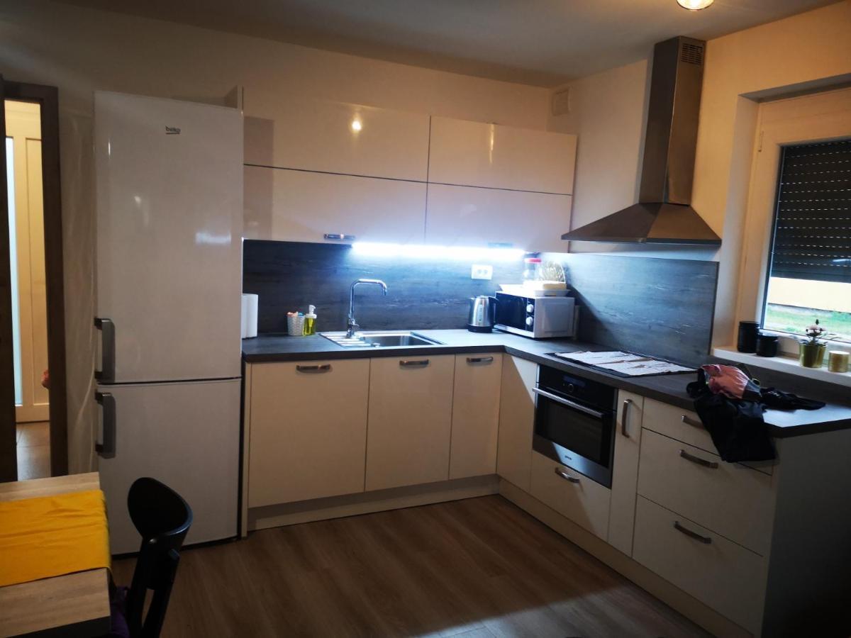 Aparthotel Aparthouse Alfa1 Catez ob Savi Exterior foto
