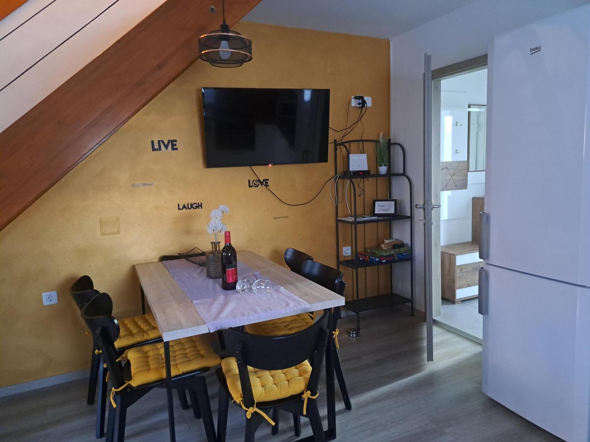 Aparthotel Aparthouse Alfa1 Catez ob Savi Exterior foto